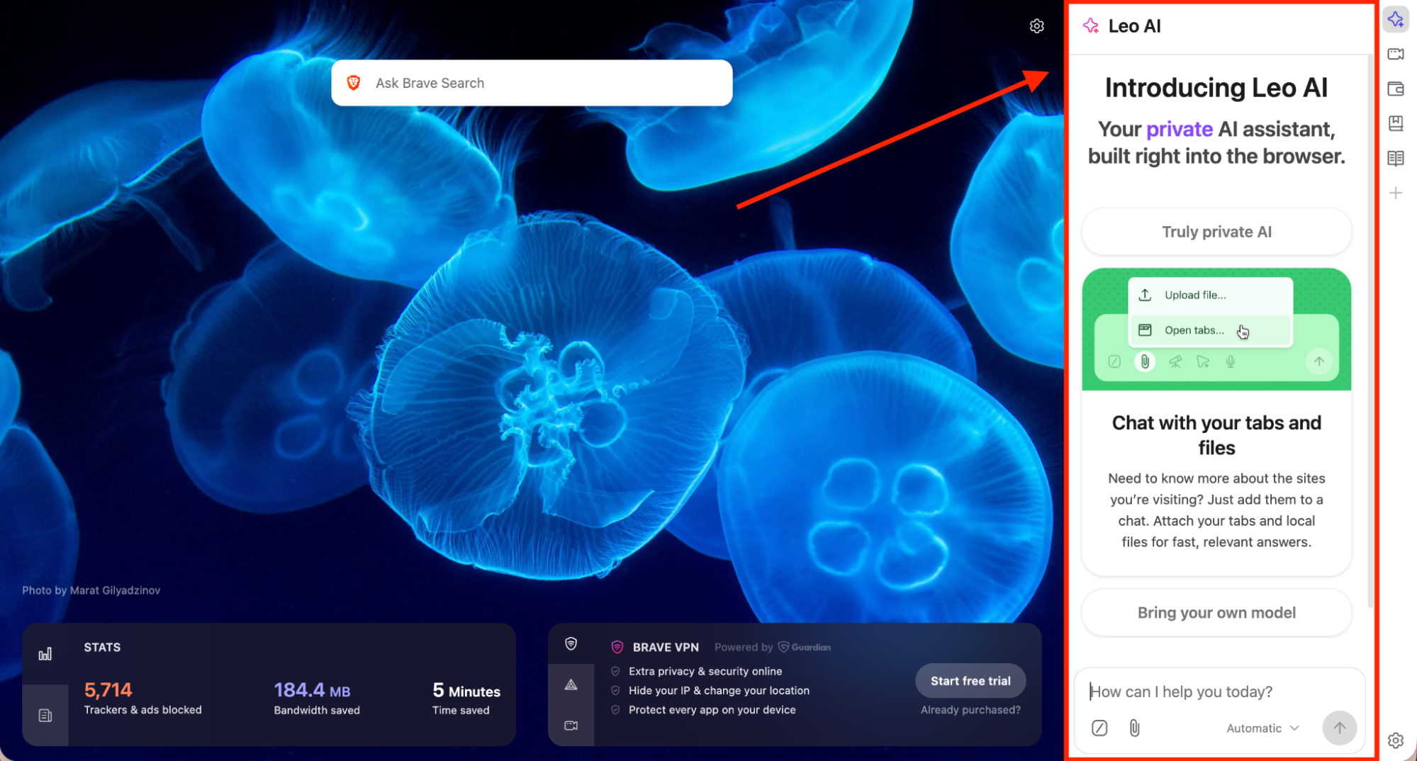 Brave browser home screen showing Leo AI sidebar for private assistance.